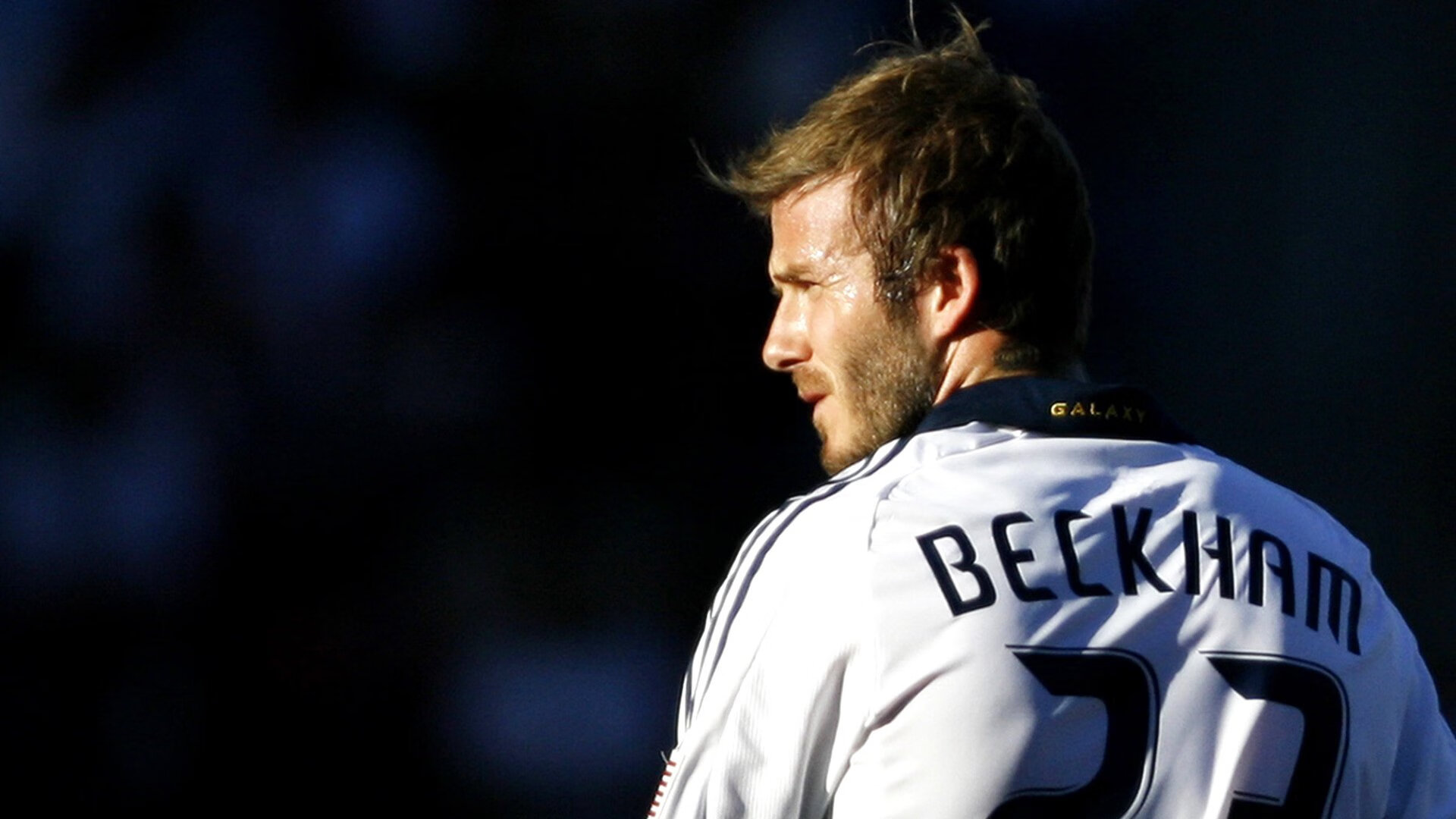 加纳乔双助攻闪耀斯坦福桥，蓝军起飞再夺辉煌