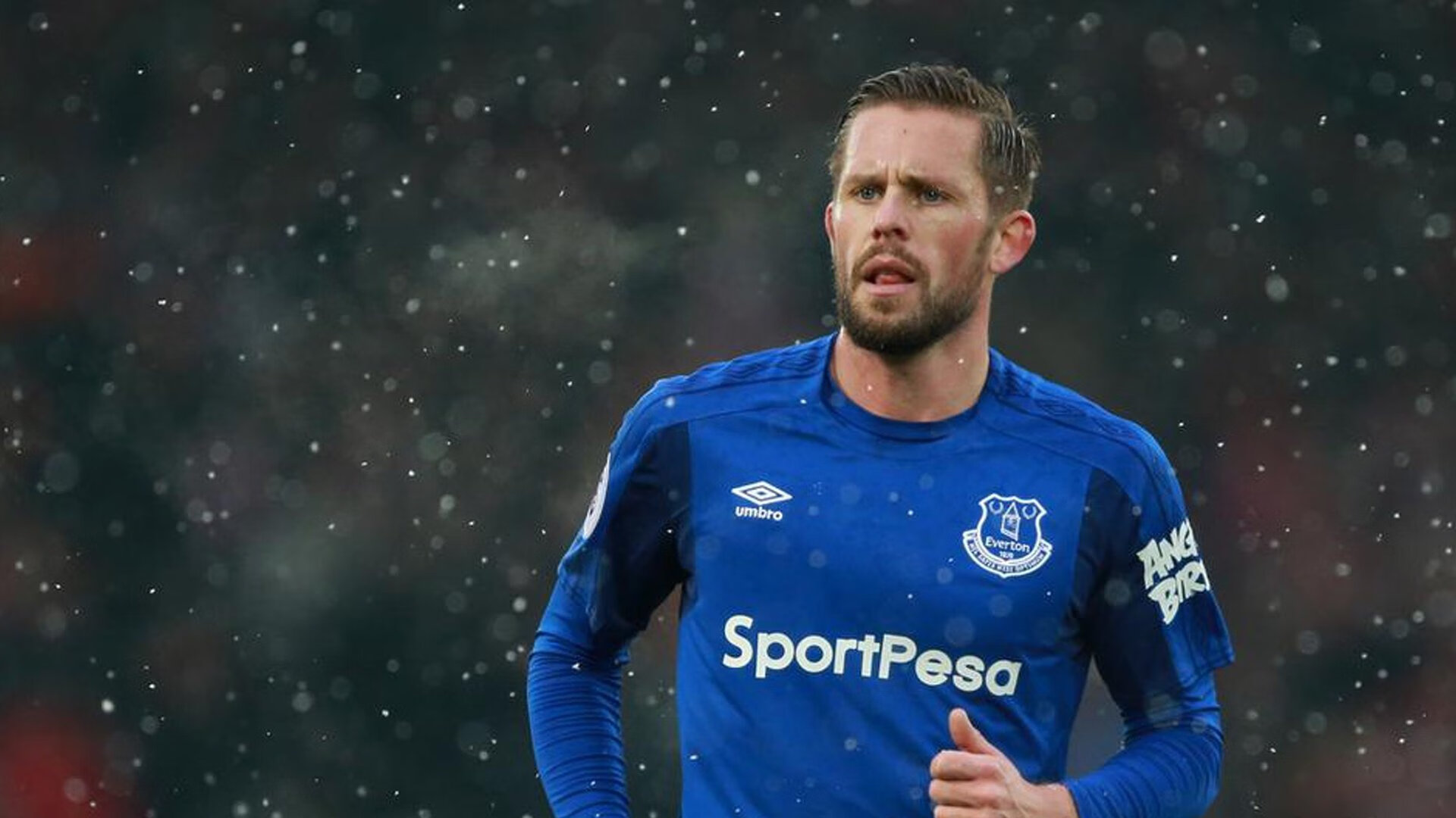 《Apex Legends》线上线下联动赛事,玩家热情高涨,apex英雄联赛